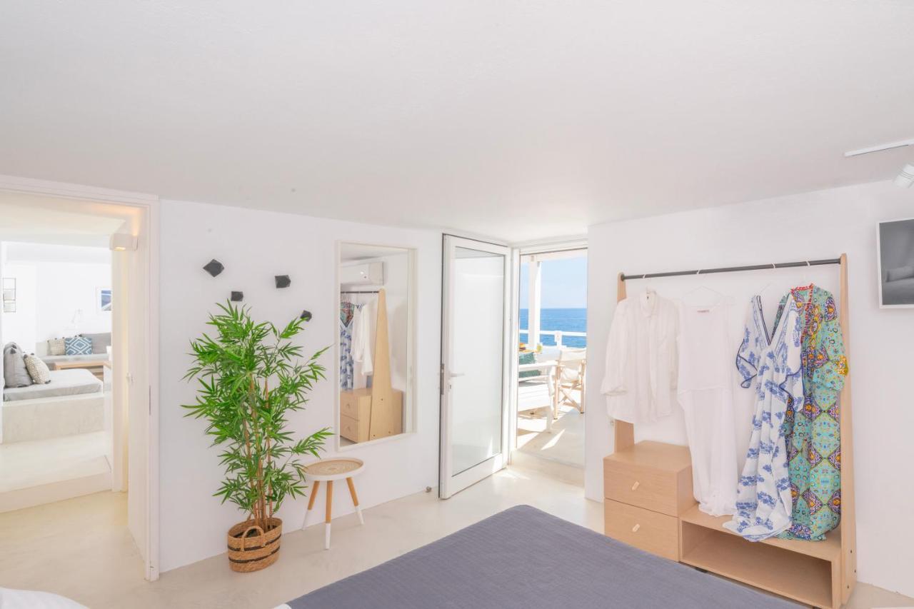 Infinite Blue Luxury Suites Тира Экстерьер фото